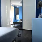 Casa Magenta Giardino Privato E Piscina Nel Borgo Lägenhet Moniga del Garda