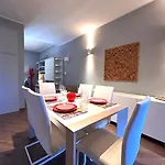 Casa Magenta Giardino Privato E Piscina Nel Borgo Lägenhet
