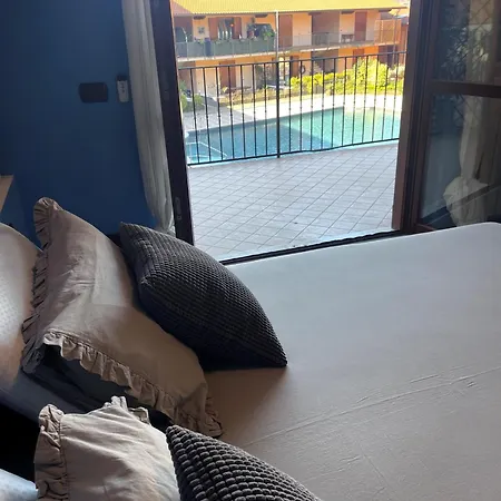 Casa Magenta Giardino Privato E Piscina Nel Borgo شقة